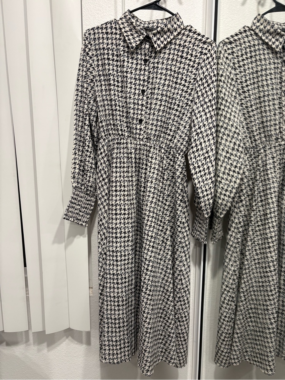 Houndstooth Button-Front Long Sleeve Dress